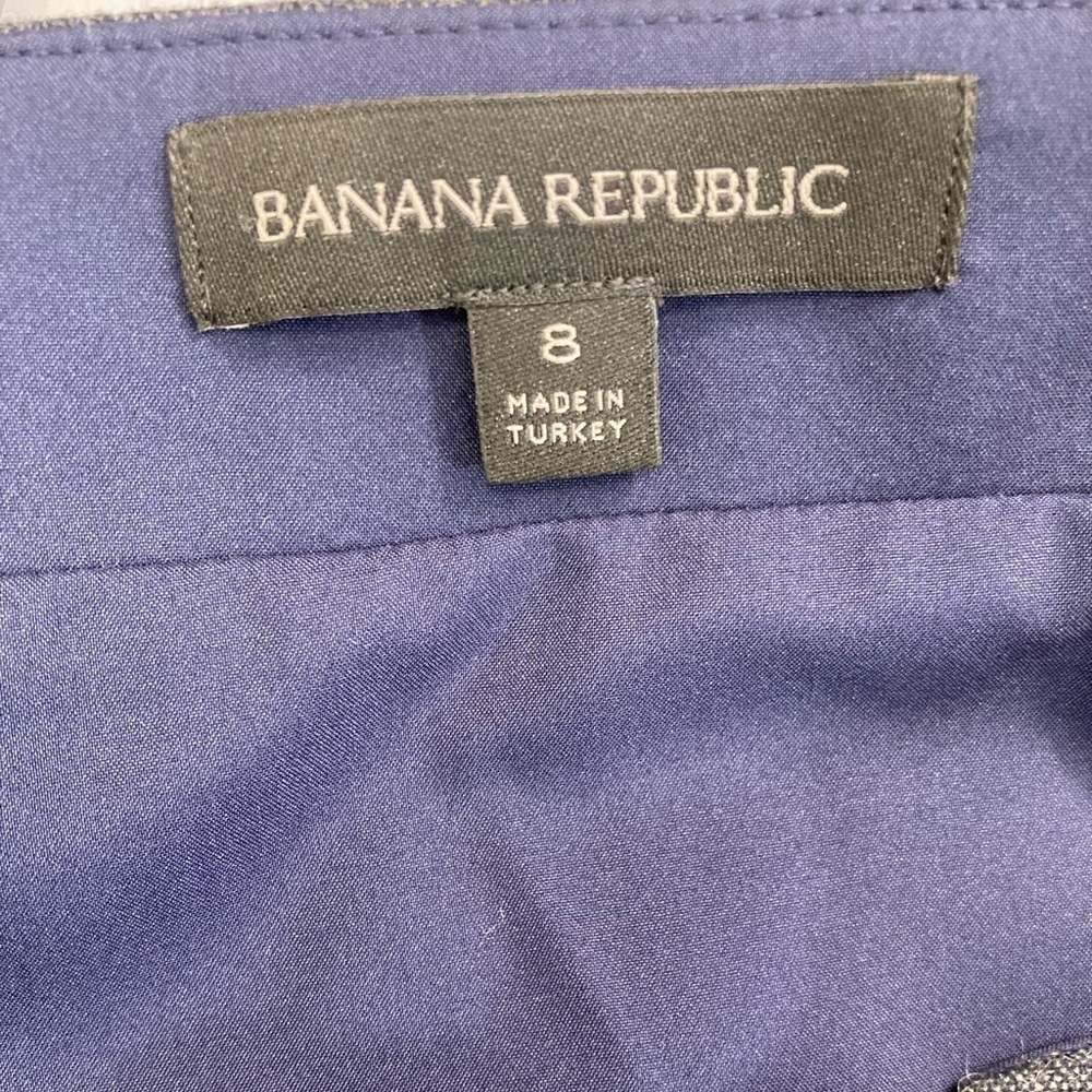 Banana Republic Marie skirt in dark indigo / wool mini skirt with button front - Picture 2 of 4